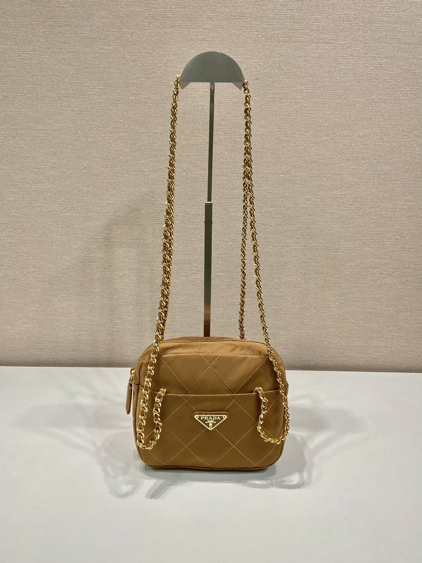 Pra*a 1bd632 vintage bag-19*14*6cm