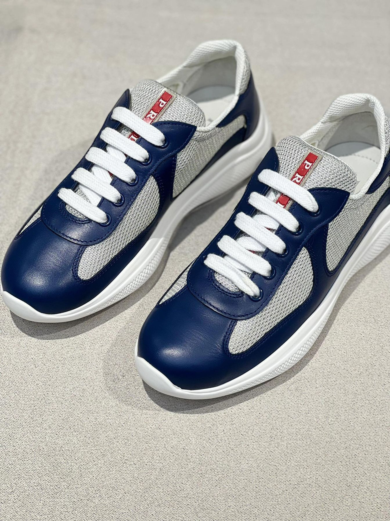 Pra*a sneakers