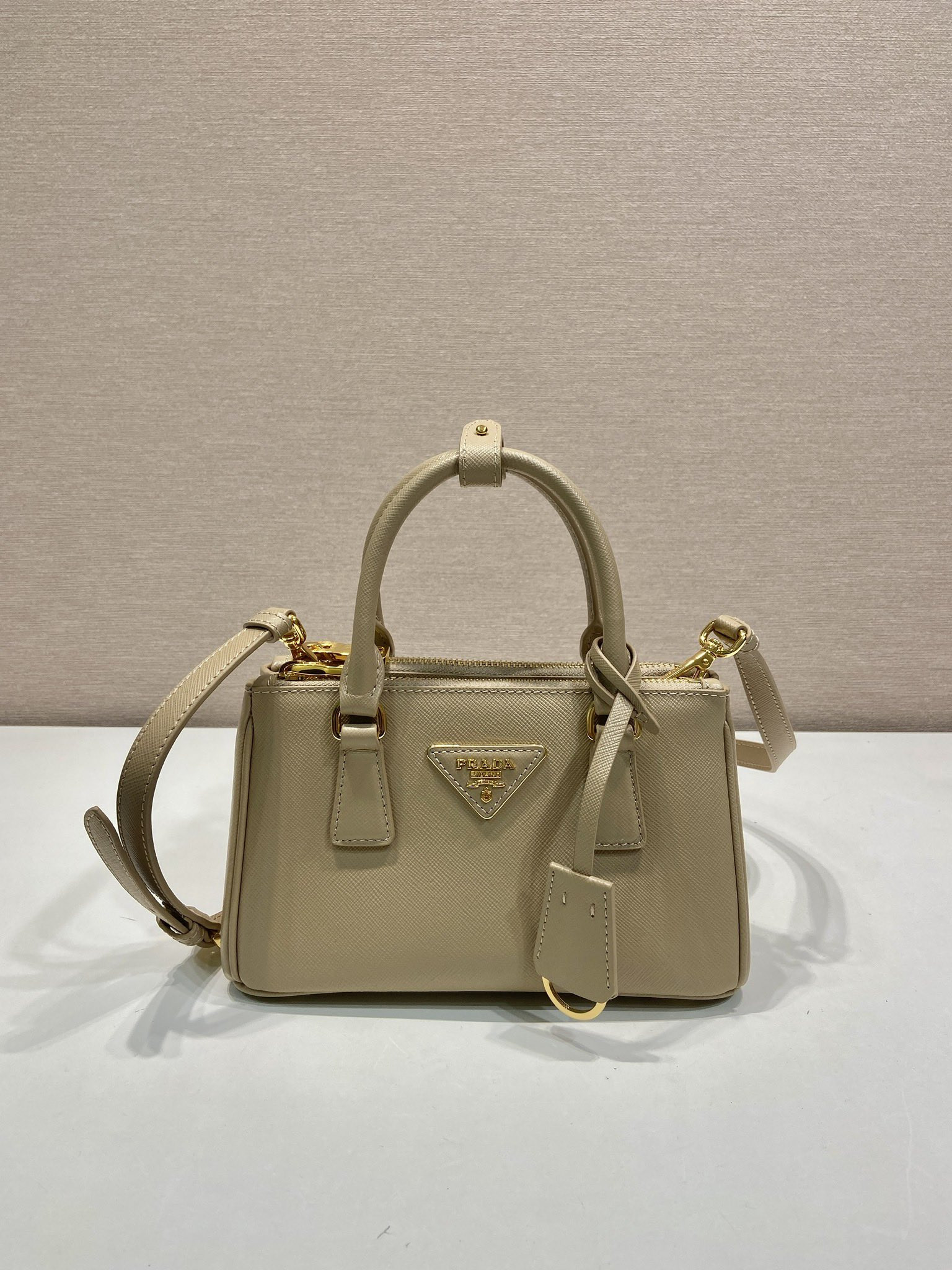 Pra*a cameo galleria saffiano leather mini-bag-1ba916-21*12.5*8.5cm