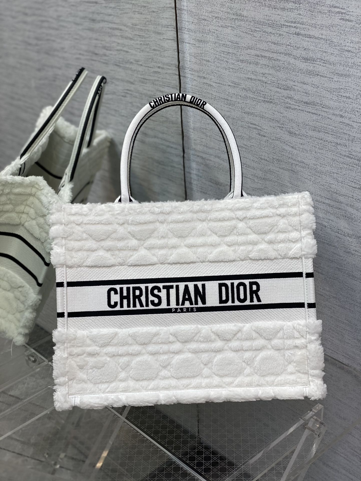 D*or small book tote-36*18*28cm