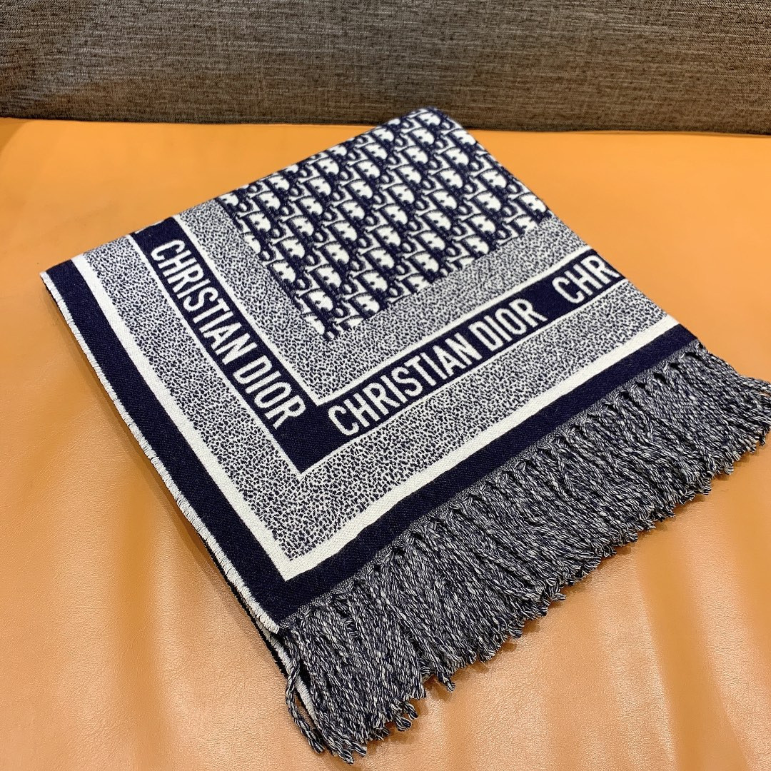 D*or printed shawl-140 x 140cm