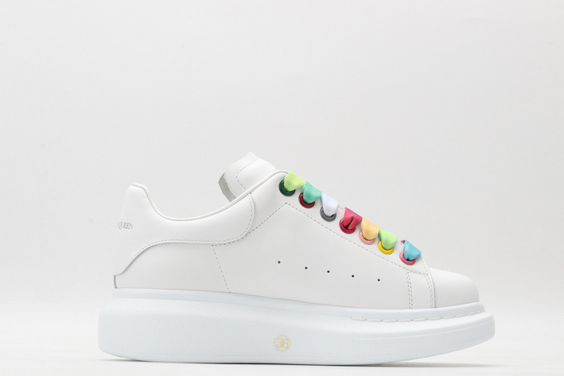 A1exa*der m*q*en sports shoes