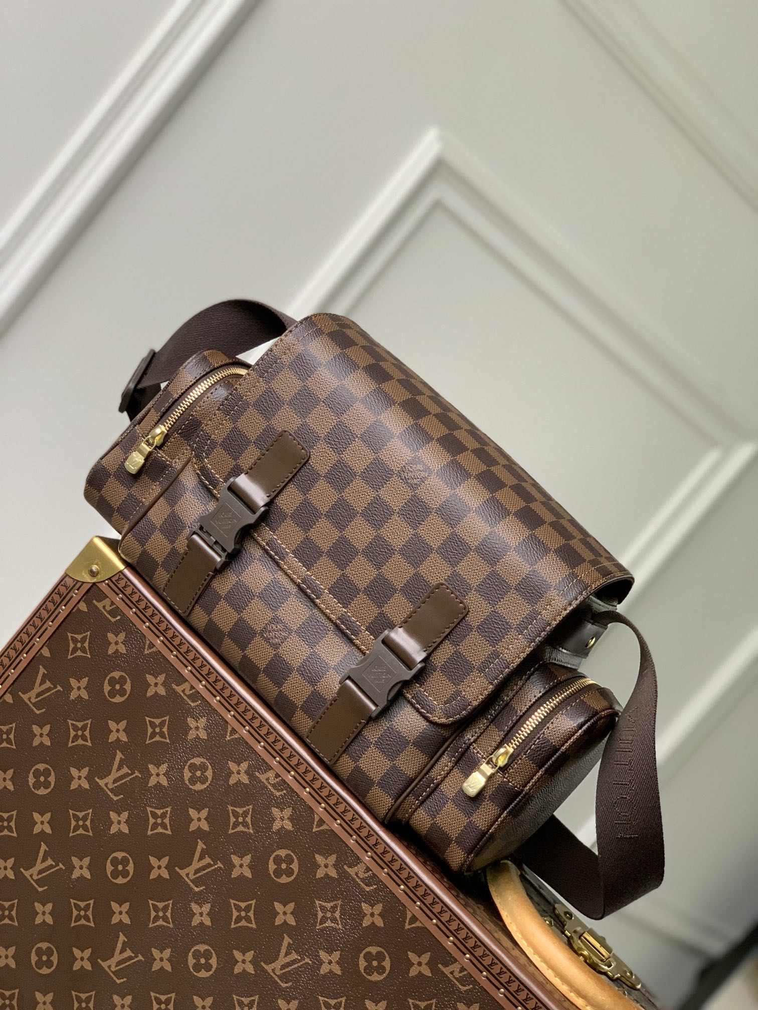 l0*is V*t0n vintage messenger bag-35×12×30cm