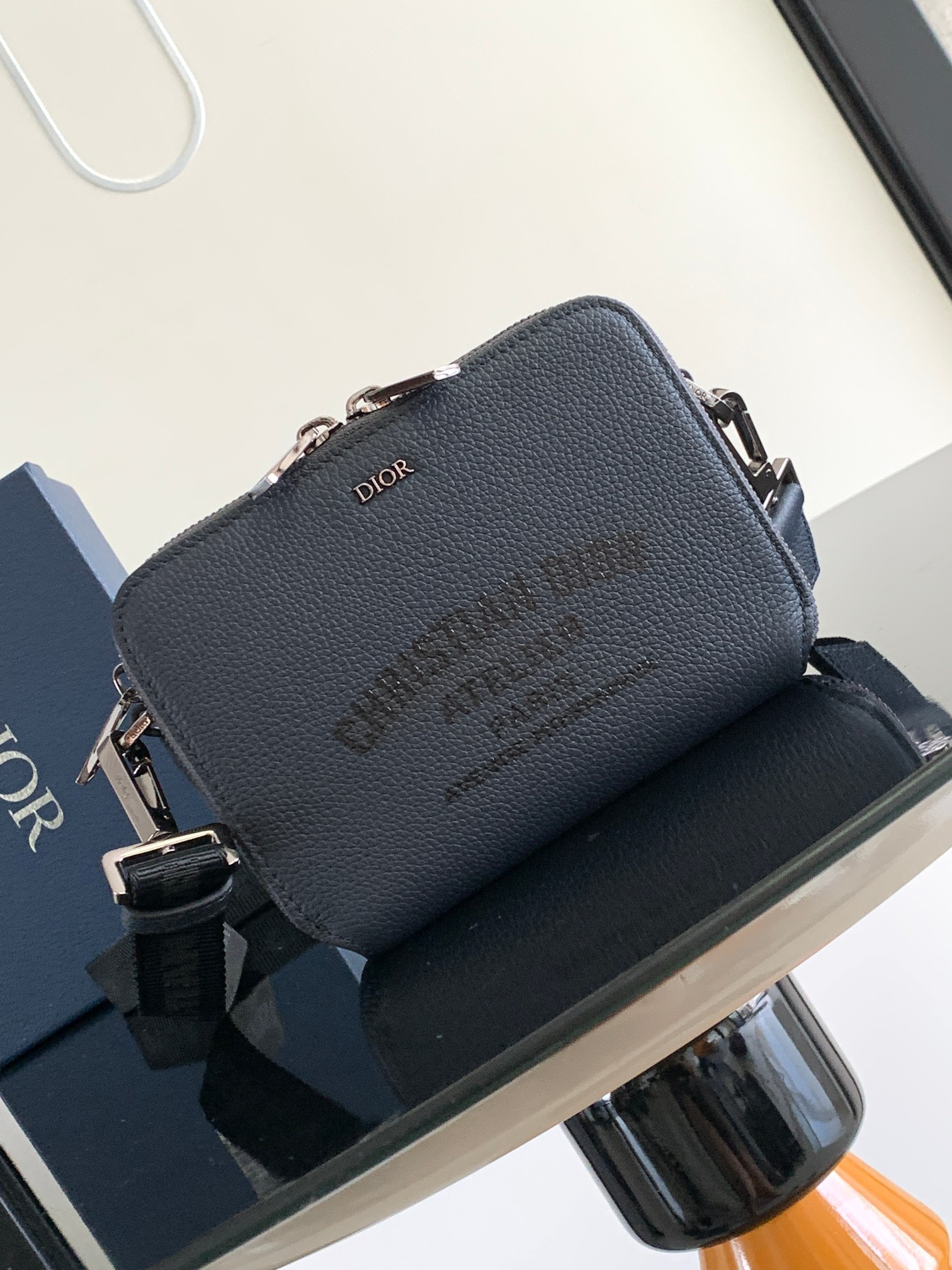 D*or essentials bag-17*12.5cm