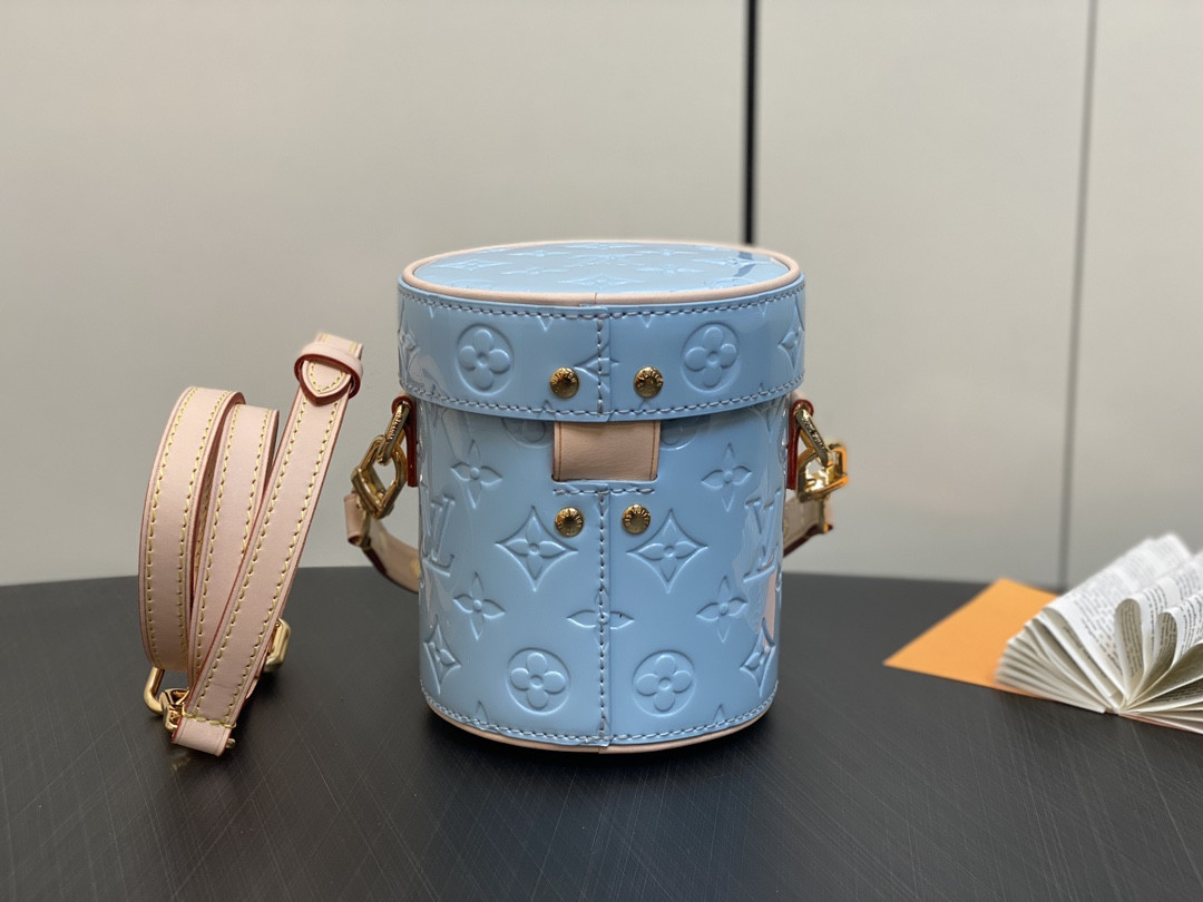 l0*is V*t0n astor bag m24099-12 x 14.2 x 12cm
