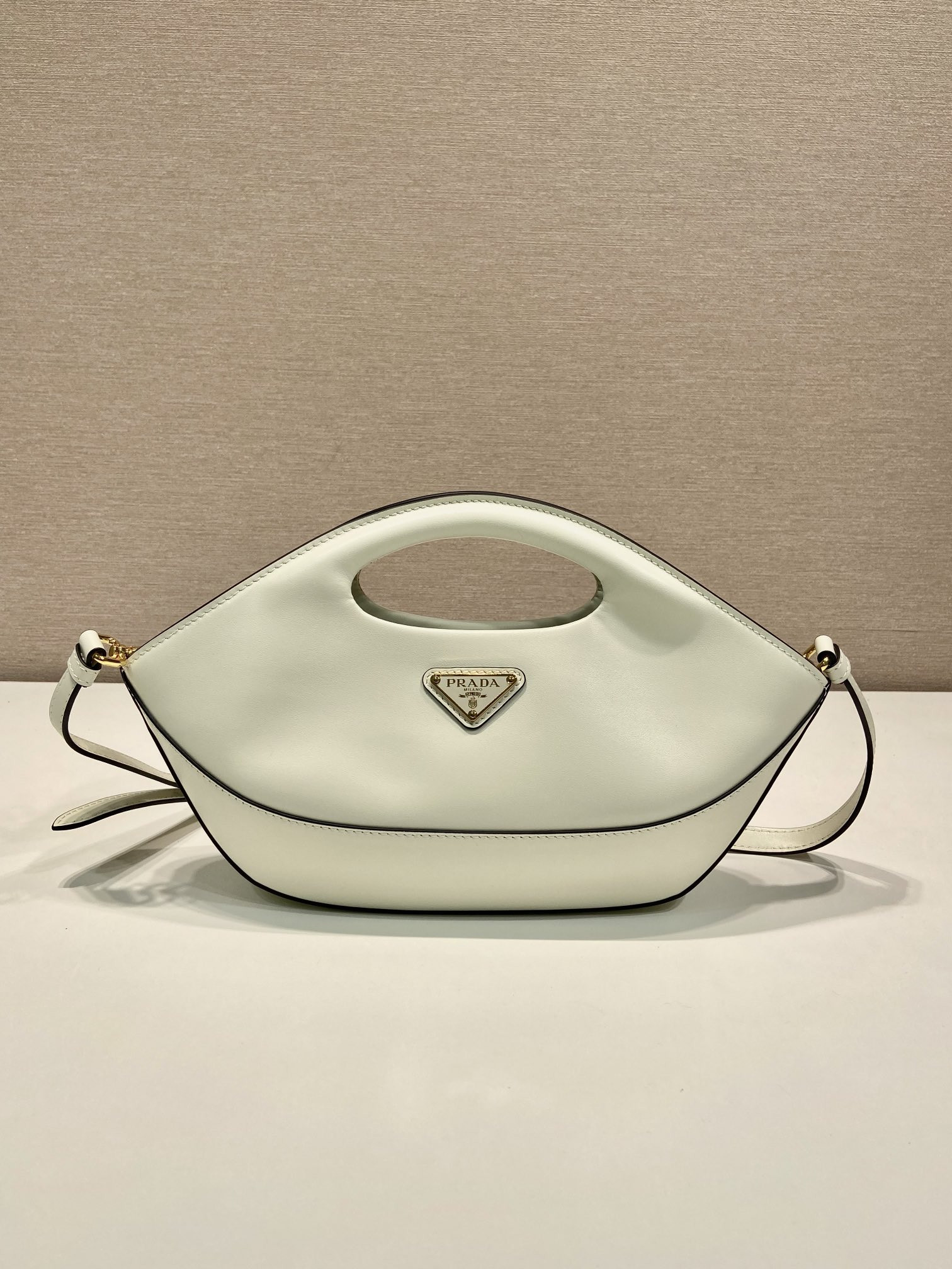 Pra*a crossbody bag 1ba421-30*20*5cm