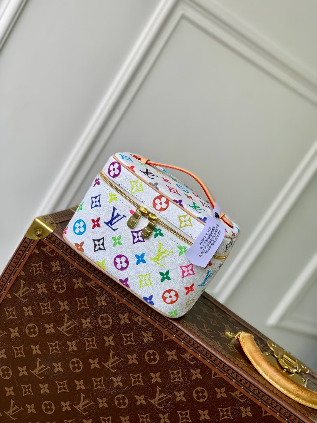 l0vis Vvtt0n nice cosmetic bag