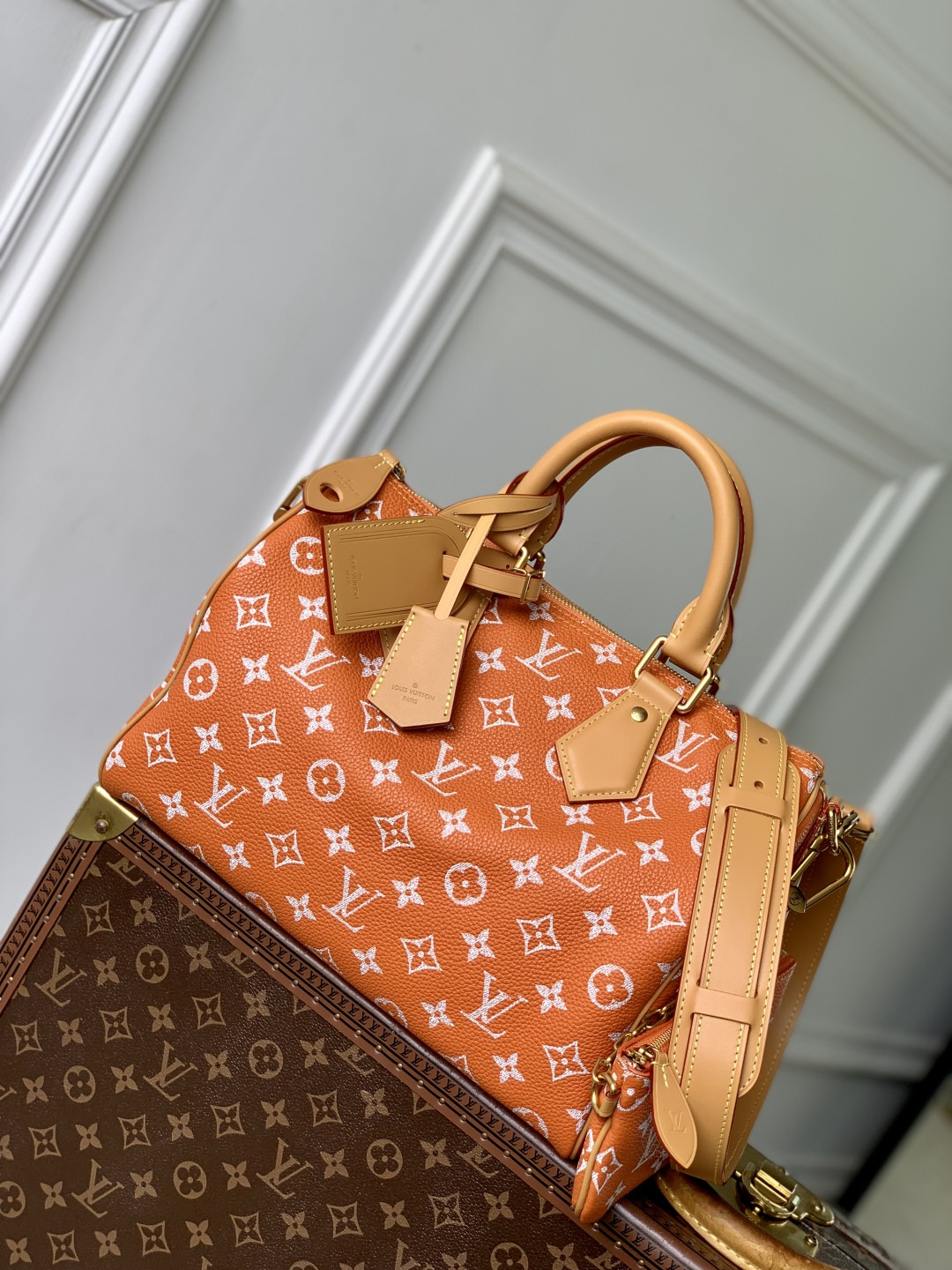 l0vis Vvtt0n speedy p9 bandoulière 30-22.5 x 18 x 32cm