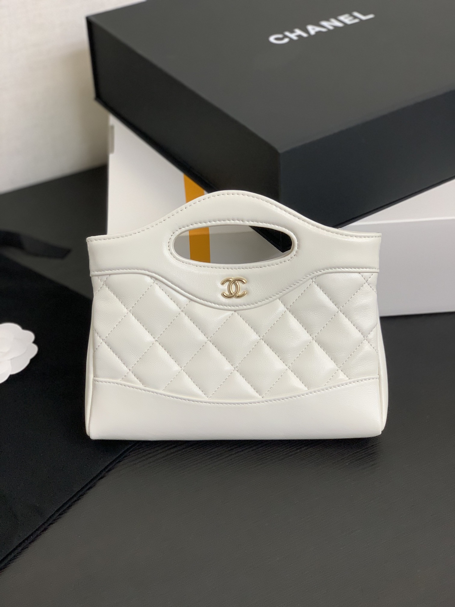 Ch@nel Nano 31 Bag-20.5*17.5*4CM
