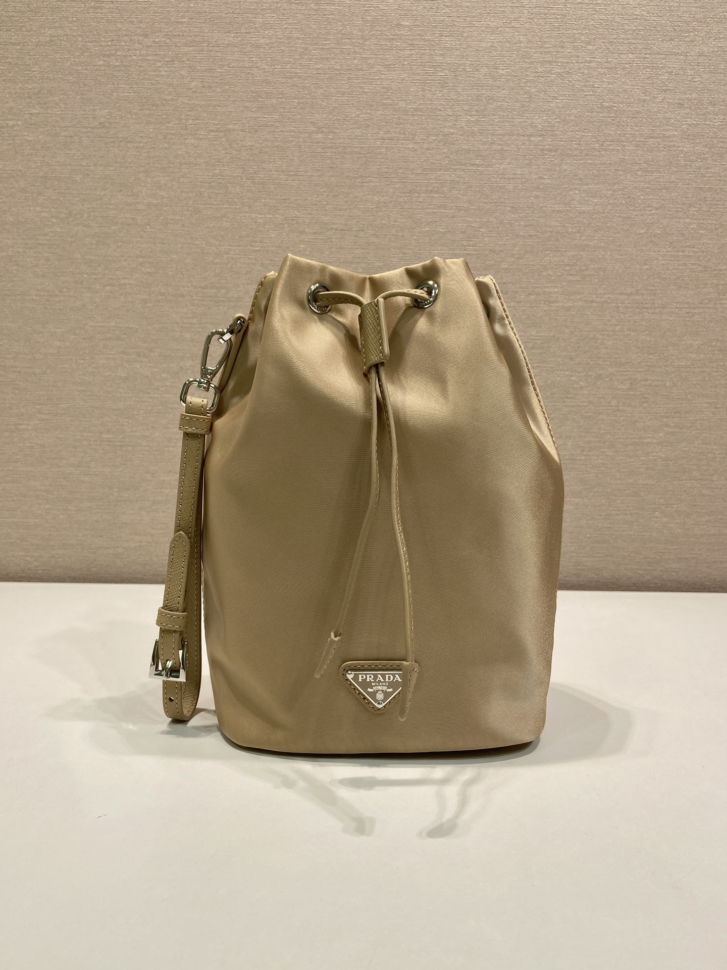 Pra*a Re-Nylon Bucket Bag-1N369-15.5*23*10CM