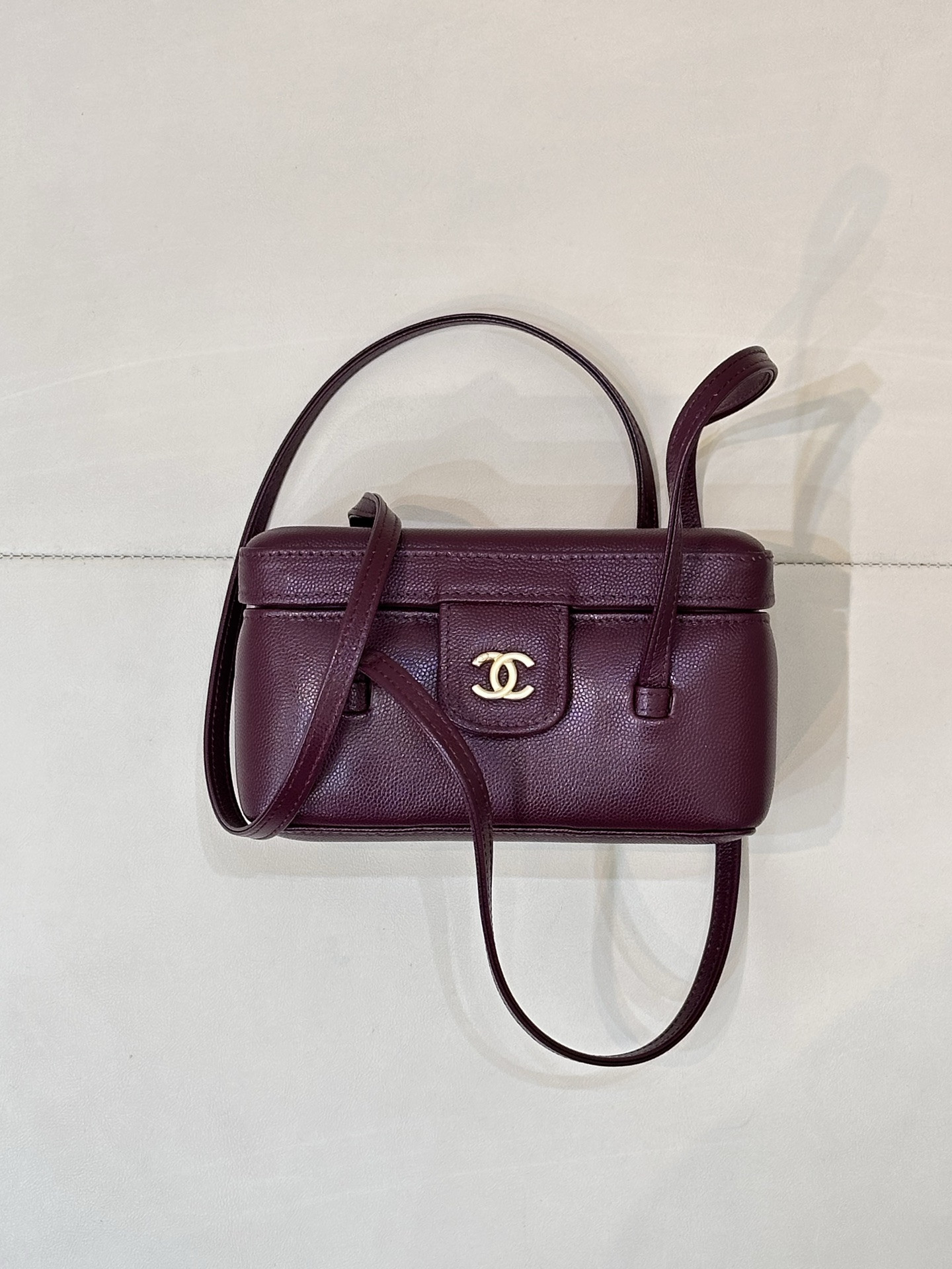 Ch@nel Long Vanity With Leather Strap-19CM