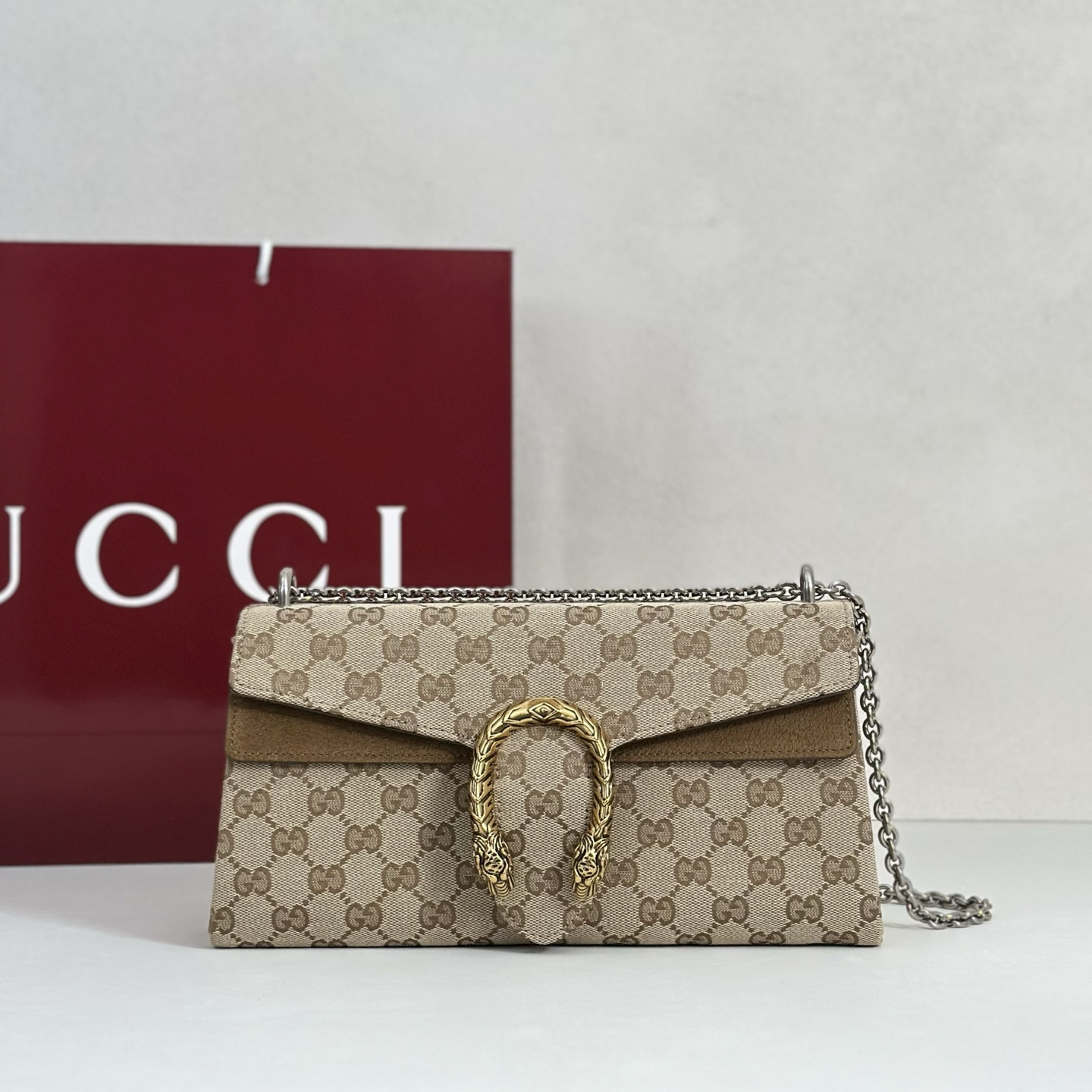 Gvc*1 Dionysus-28*18*9CM