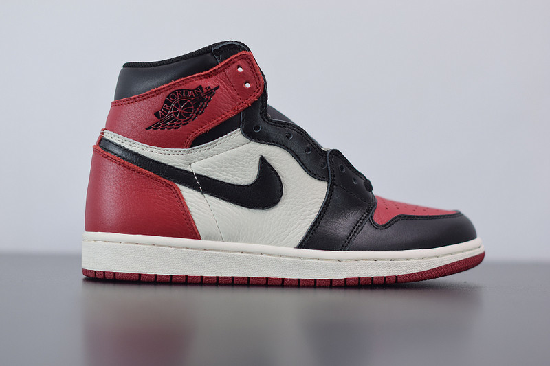 AIR JORDAN 1 HIGH OG “COURT PURPLE” 555088-125