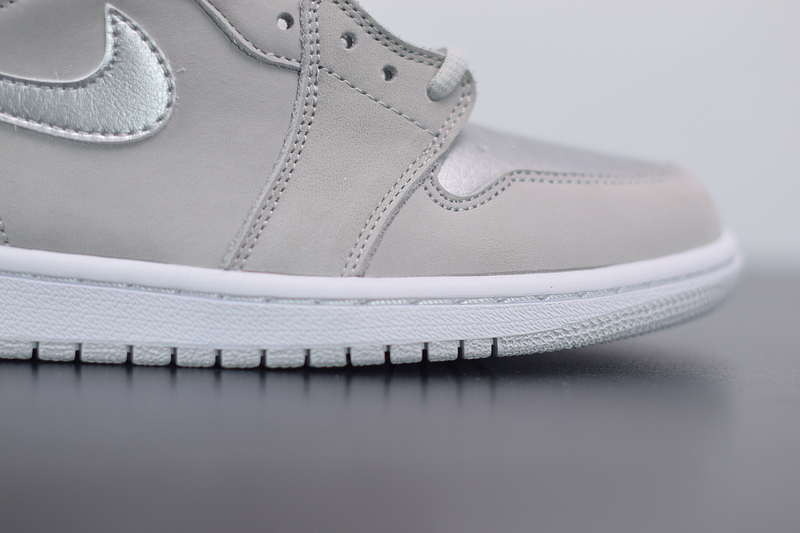 JORDAN 1 RETRO HIGH CO JAPAN NEUTRAL GREY (2020) DC1788-029