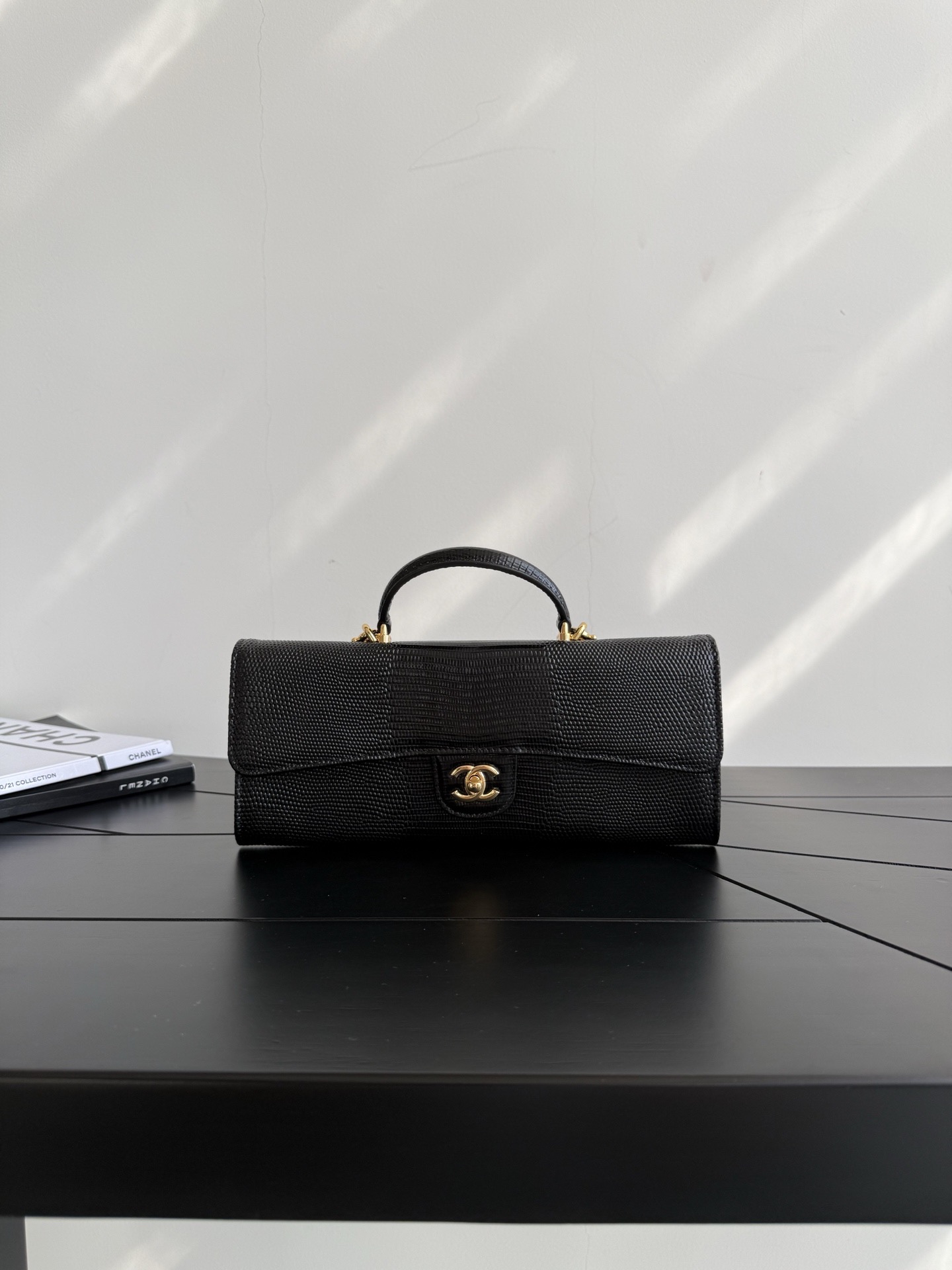 Ch@nel Calfskin Lizard Embossed Top Handle-25×10×3CM