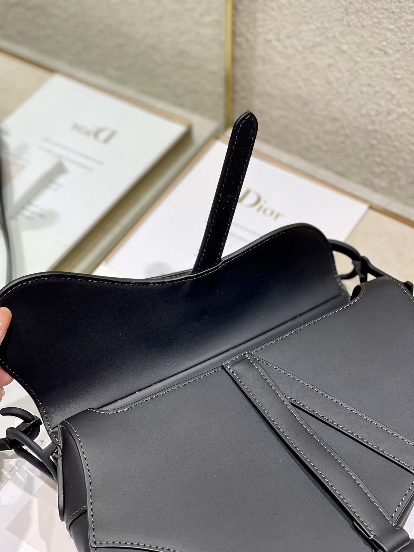 D*or saddle bag-25.5 x 20 x 6.5cm