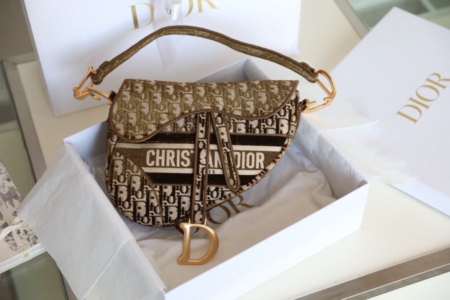 D*or saddle bag-25.5 x 20 x 6.5cm