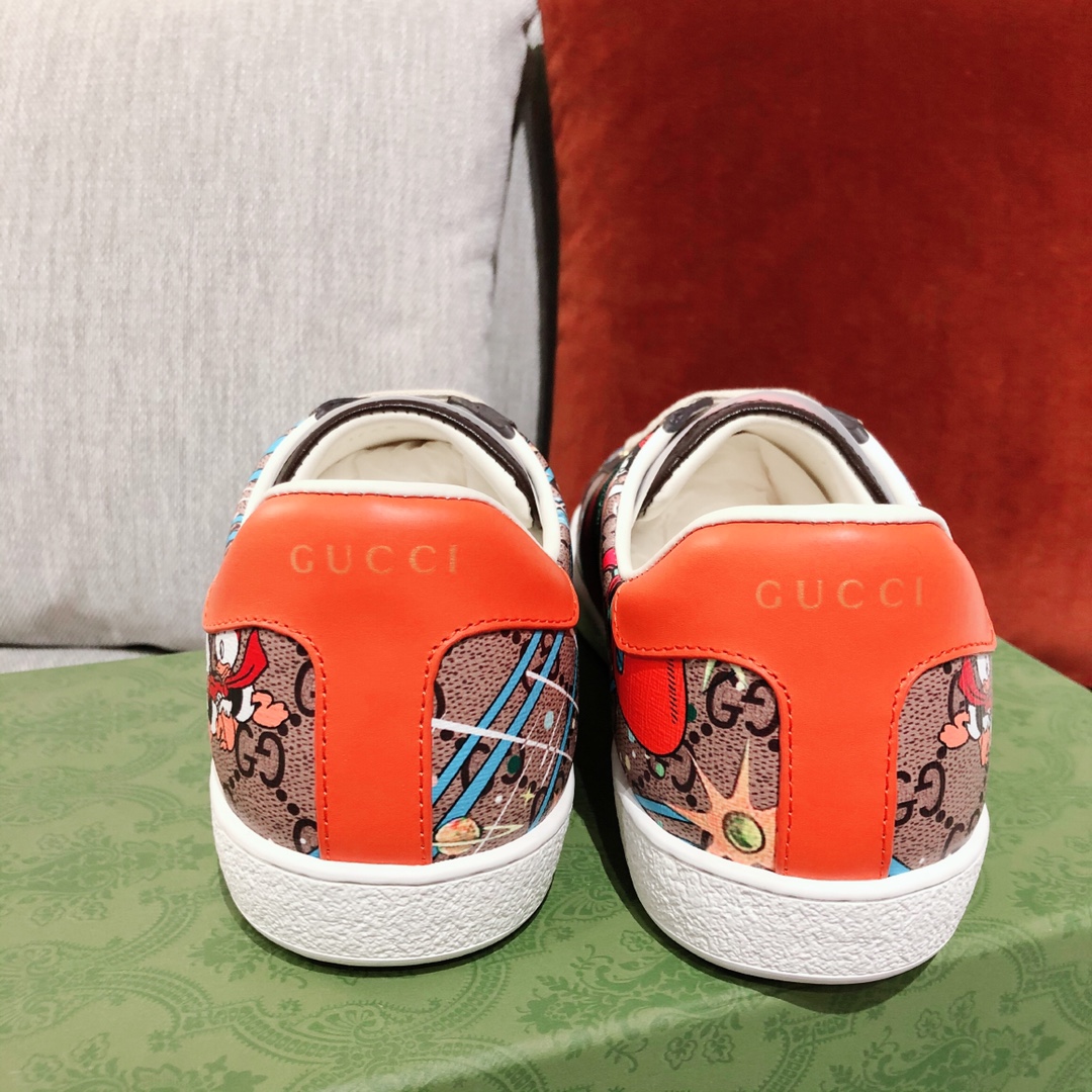 G*u*i sneakers