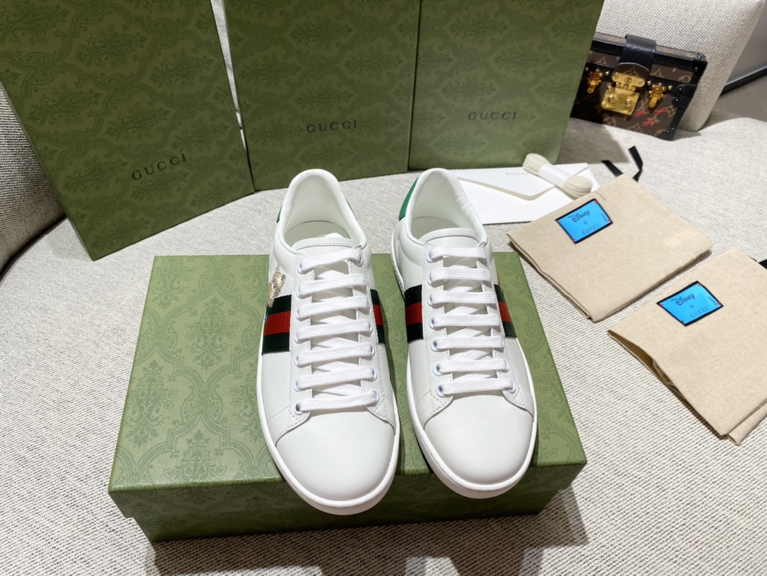 G*u*i sneakers