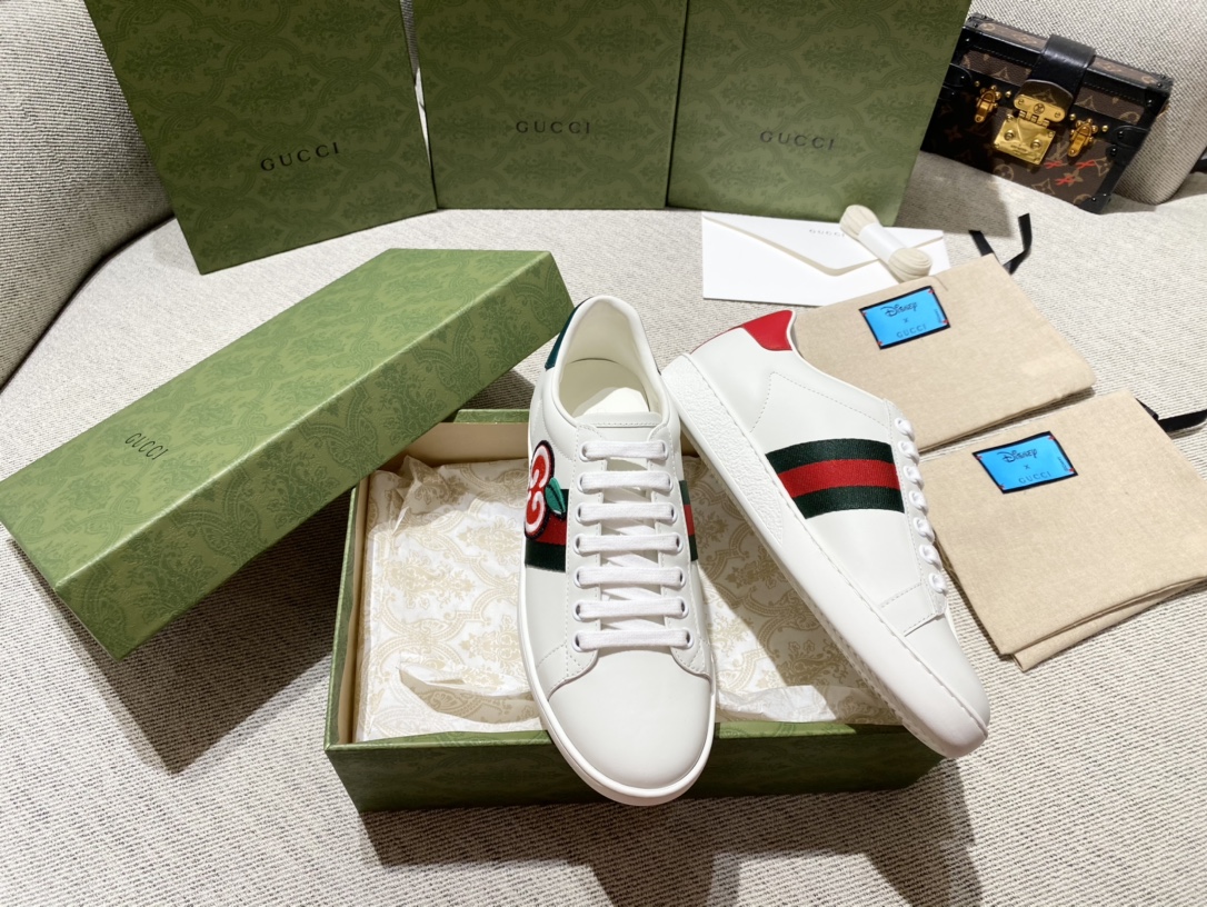 G*u*i sneakers