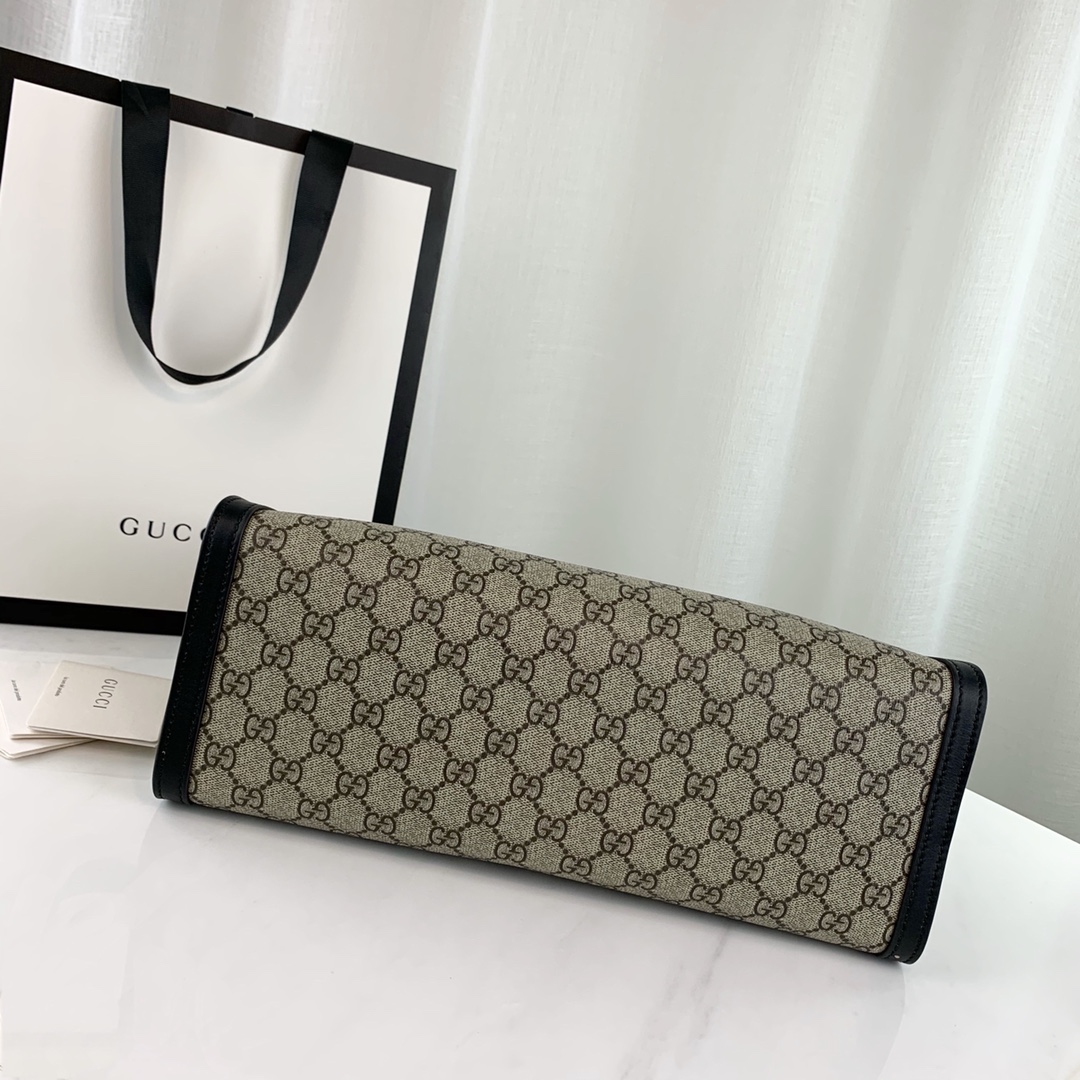 G*u*i padlock bag-35x23x14cm