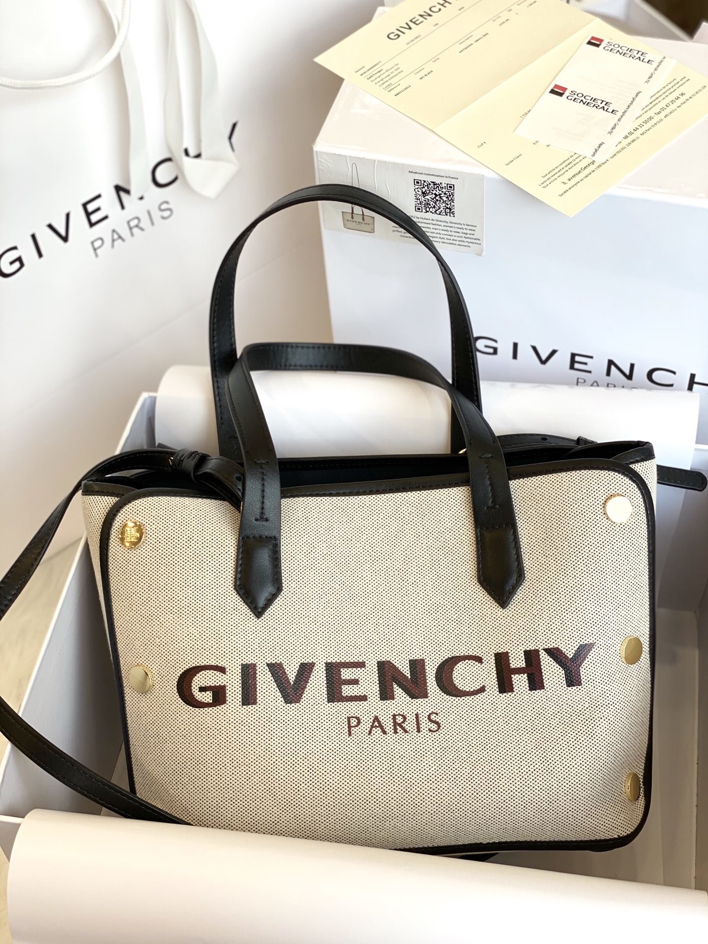 G1uenchy bond tote-21*32*14cm