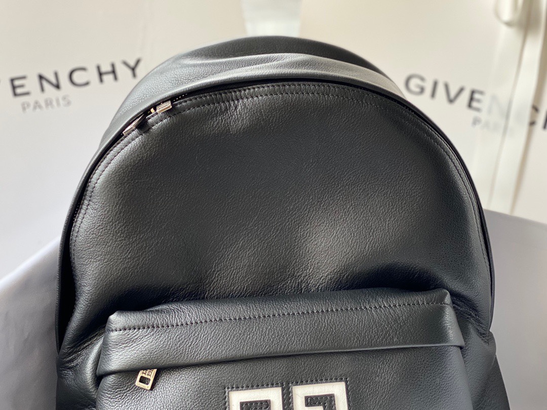 G1uenchy backpack-28x40x15cm