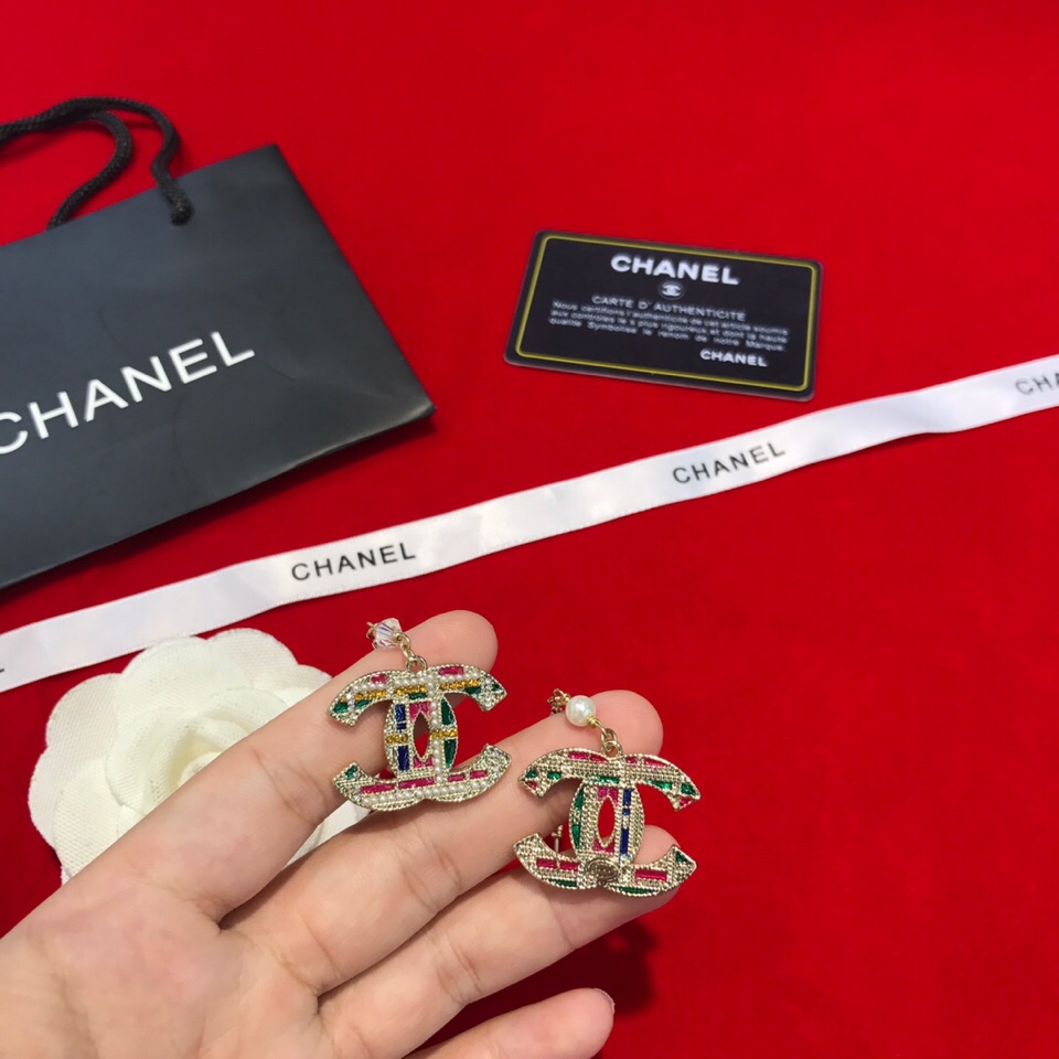 Ch@nel Earring
