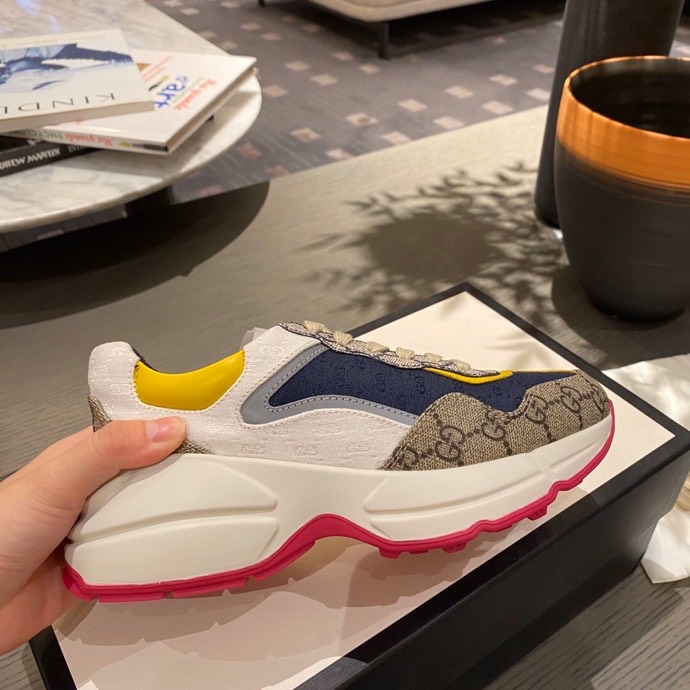 G*u*i sports shoes