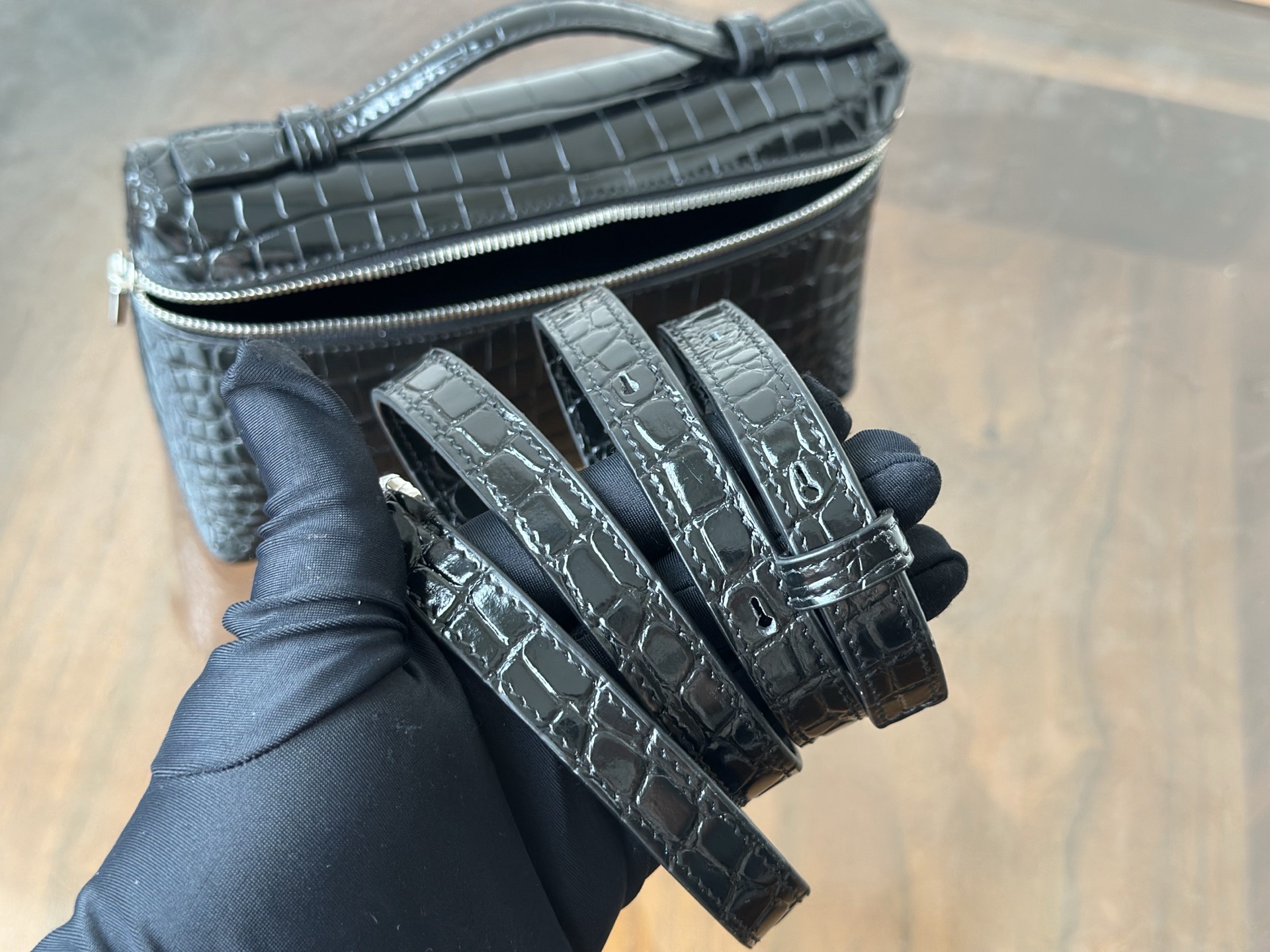 L0r0 P1ana Extra pocket L19 Bag-19*7*12CM