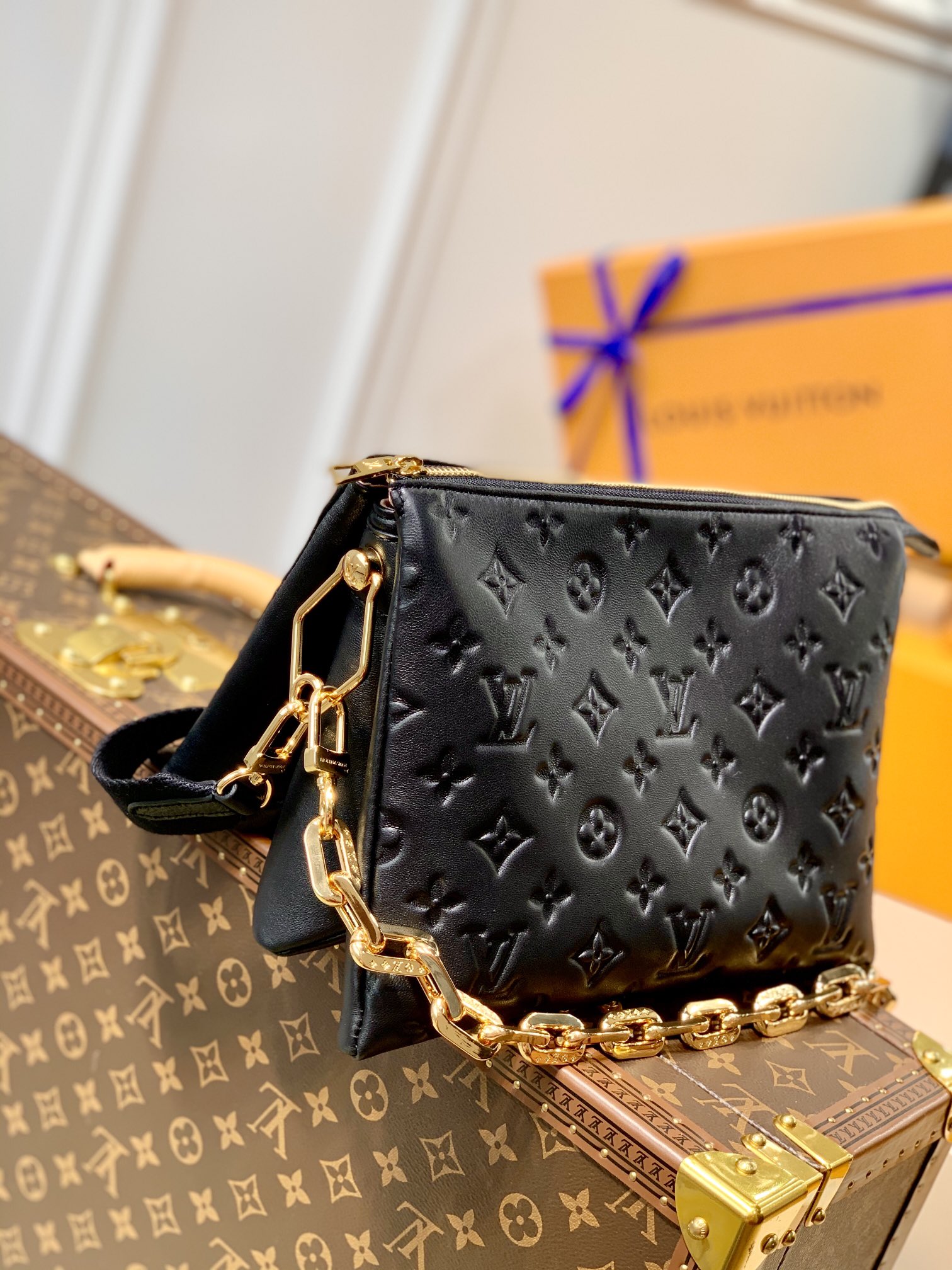 l0*is V*t0n coussin handbags-26*20*12cm