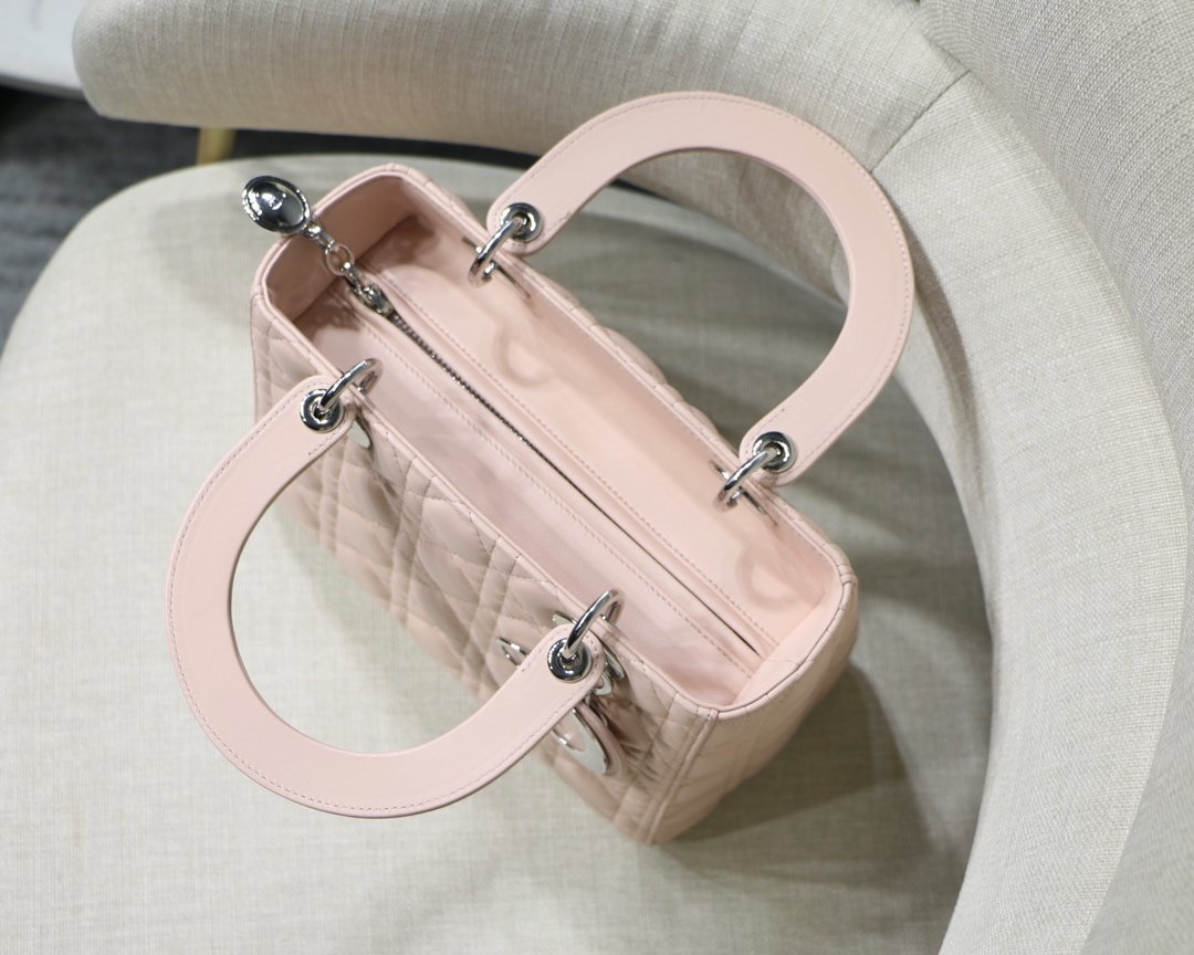lady D*or handle bag-24cm