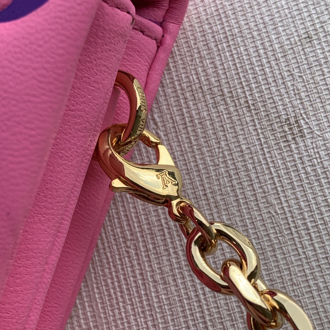 l0*is V*t0n pochette coussin chain bag-20*14*8cm
