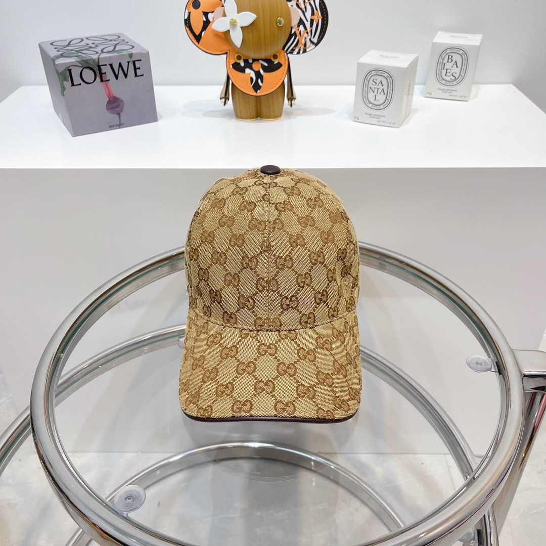 G*u*i hats