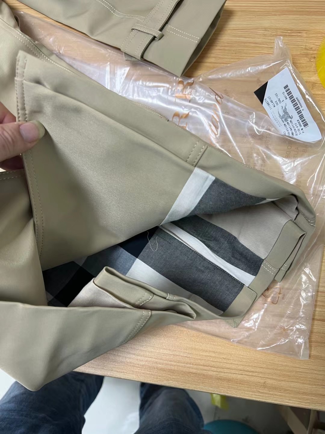 B**rry 2022ss windbreaker