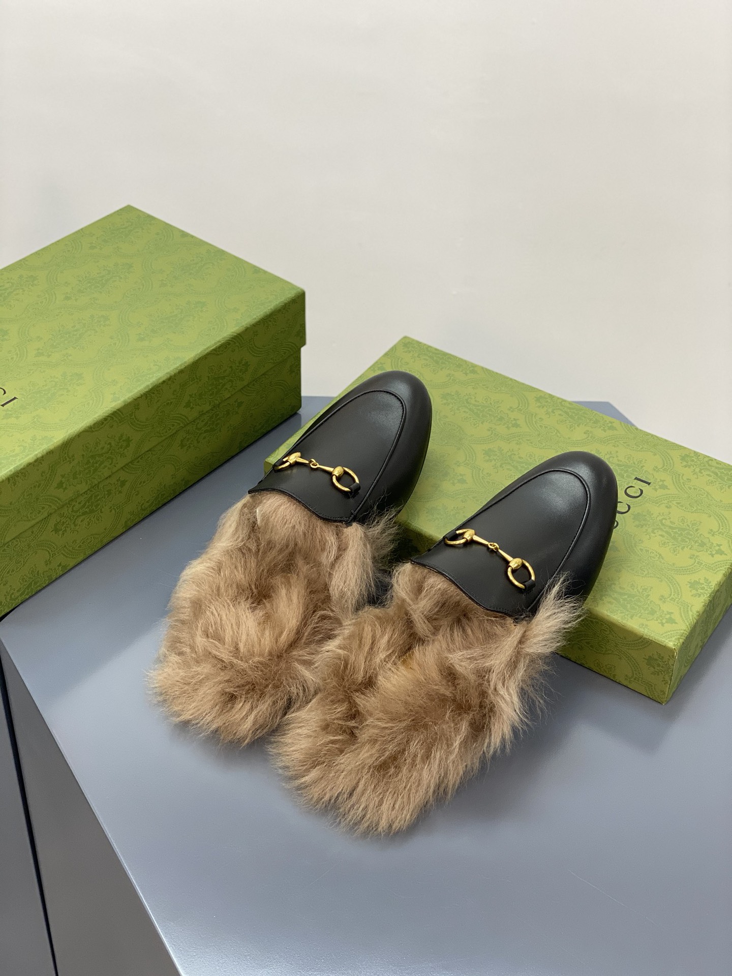 G*u*i loafers