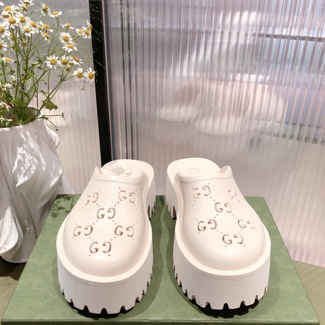 G*u*i slides-4.5cm