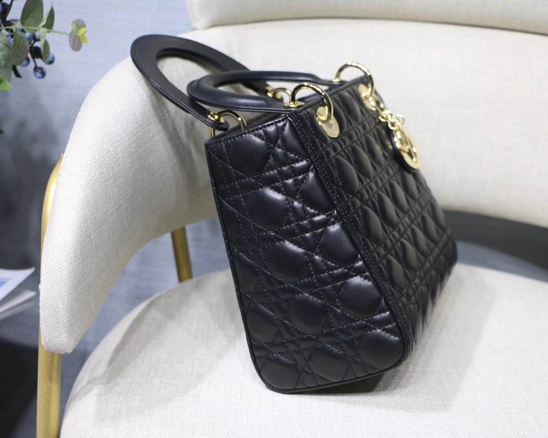 lady D*or handle bag-24cm