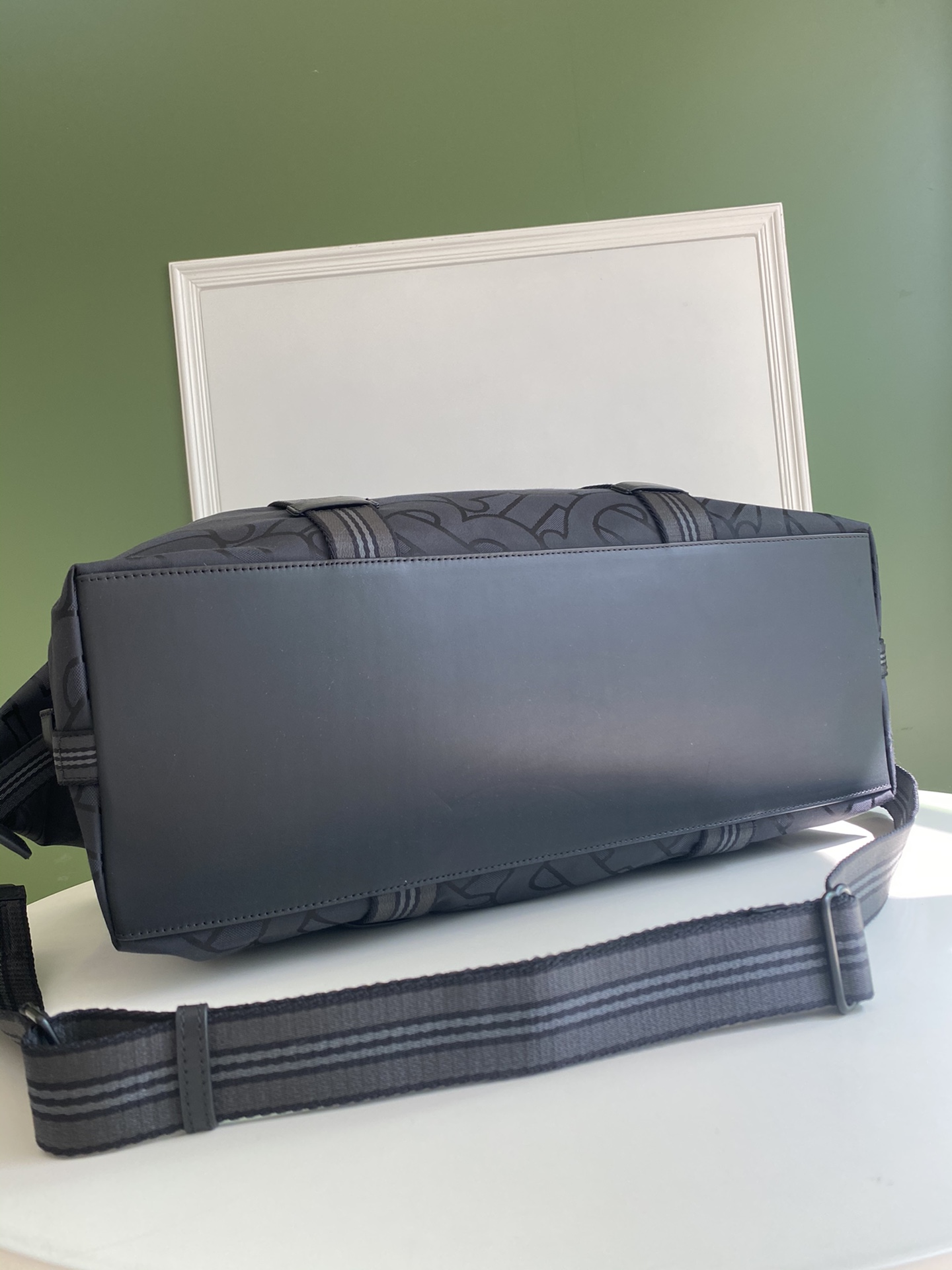 B**rry top handbags-50x19x29cm