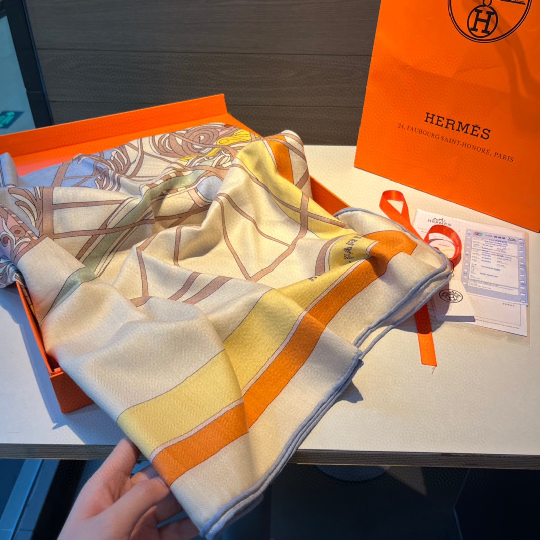 H**mes square towel-140*140cm