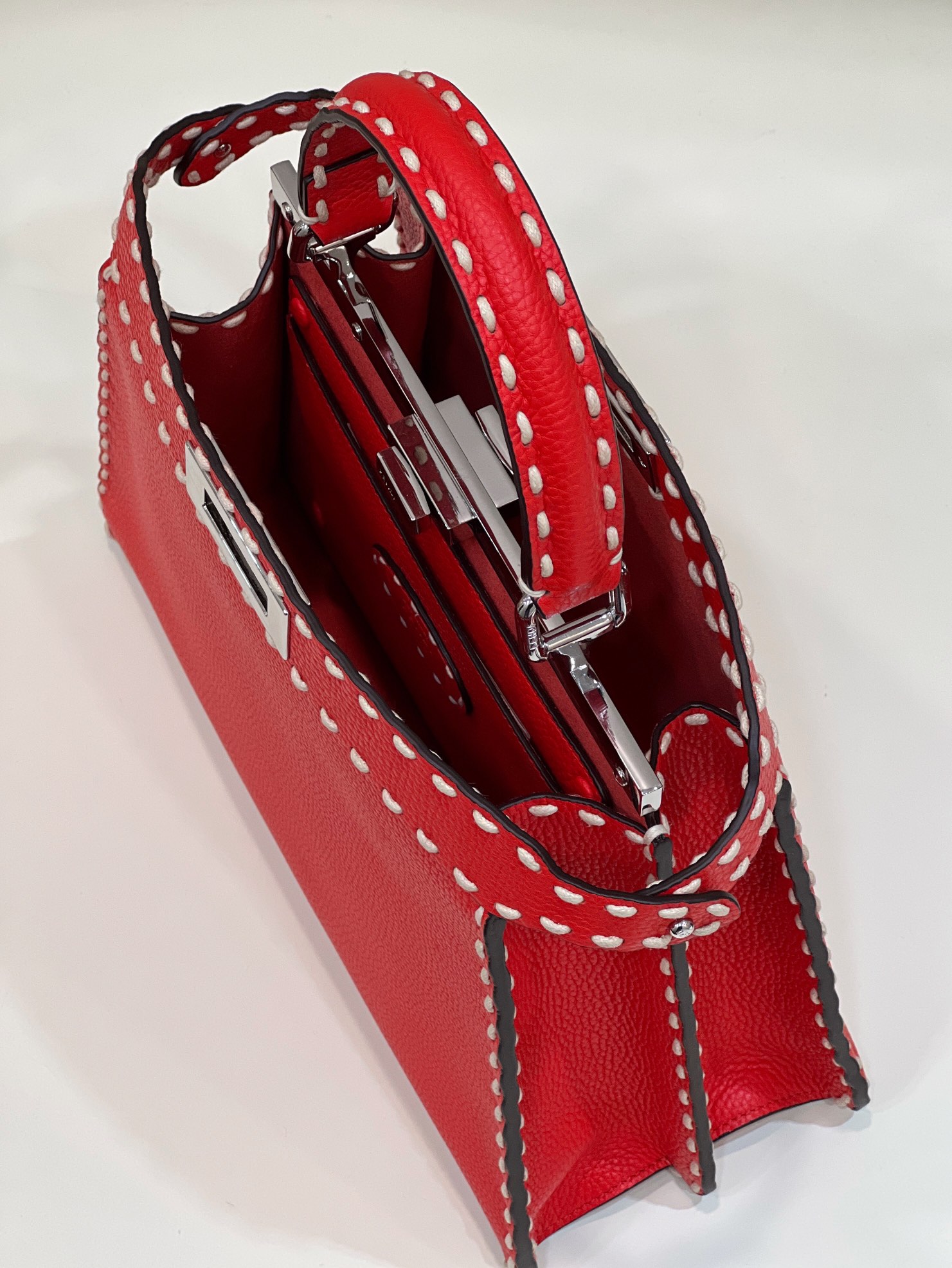 F**di peekabootote-33×12×25cm