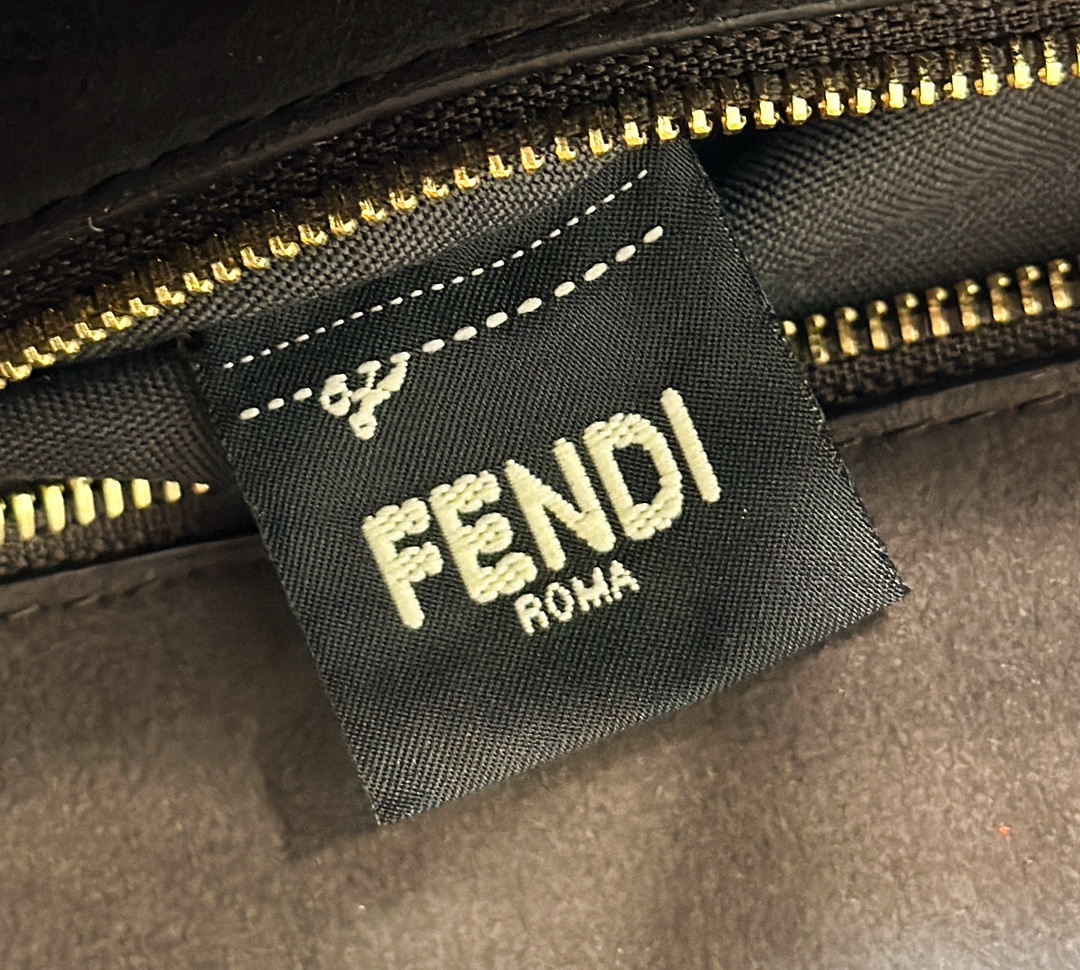 F**di simply bag