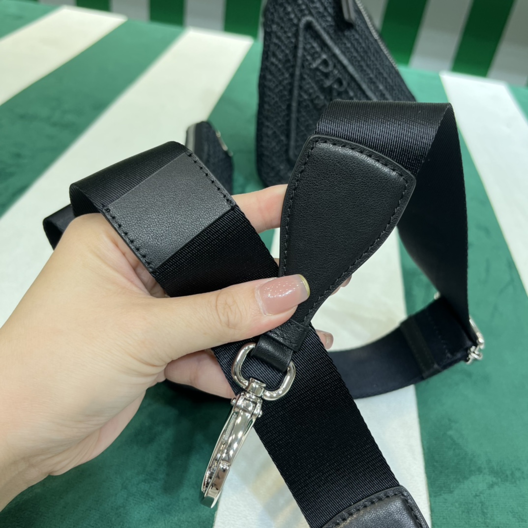 Pra*a 1bh190 handbags-20x27.5x20cm