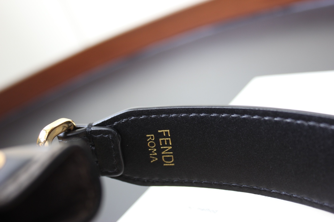 F**di mini mon tresor bag -18*12*10cm