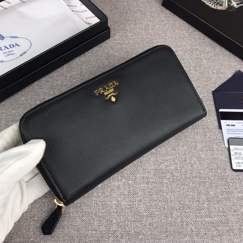 Pra*a wallet-20*10cm