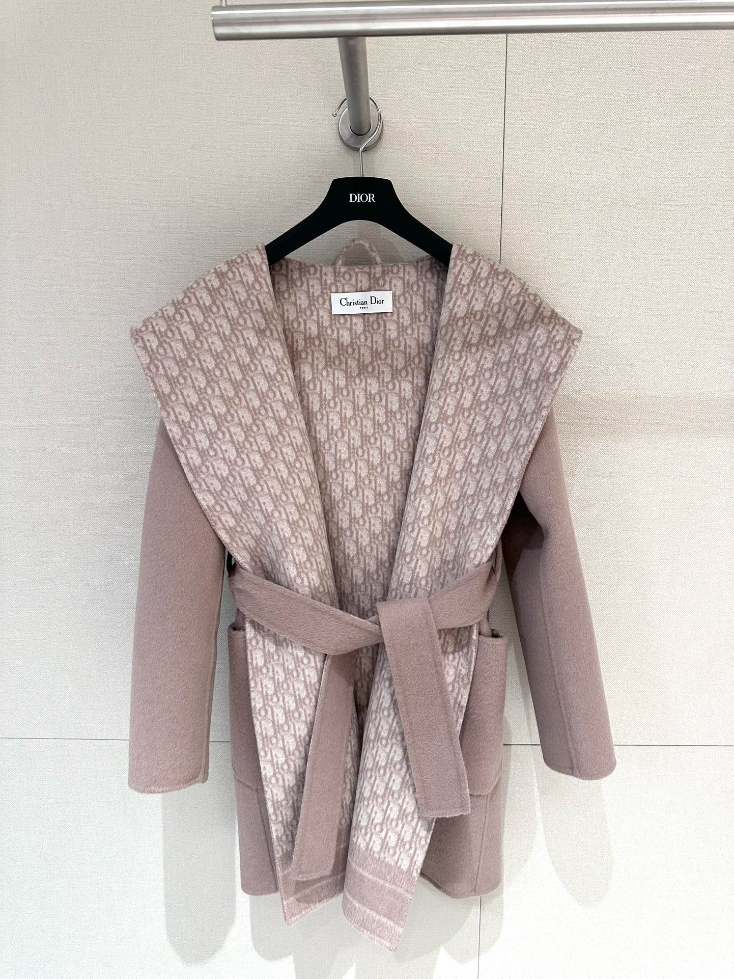 D*or Short Hooded Coat with Belt Rose des Vents Double-Sided