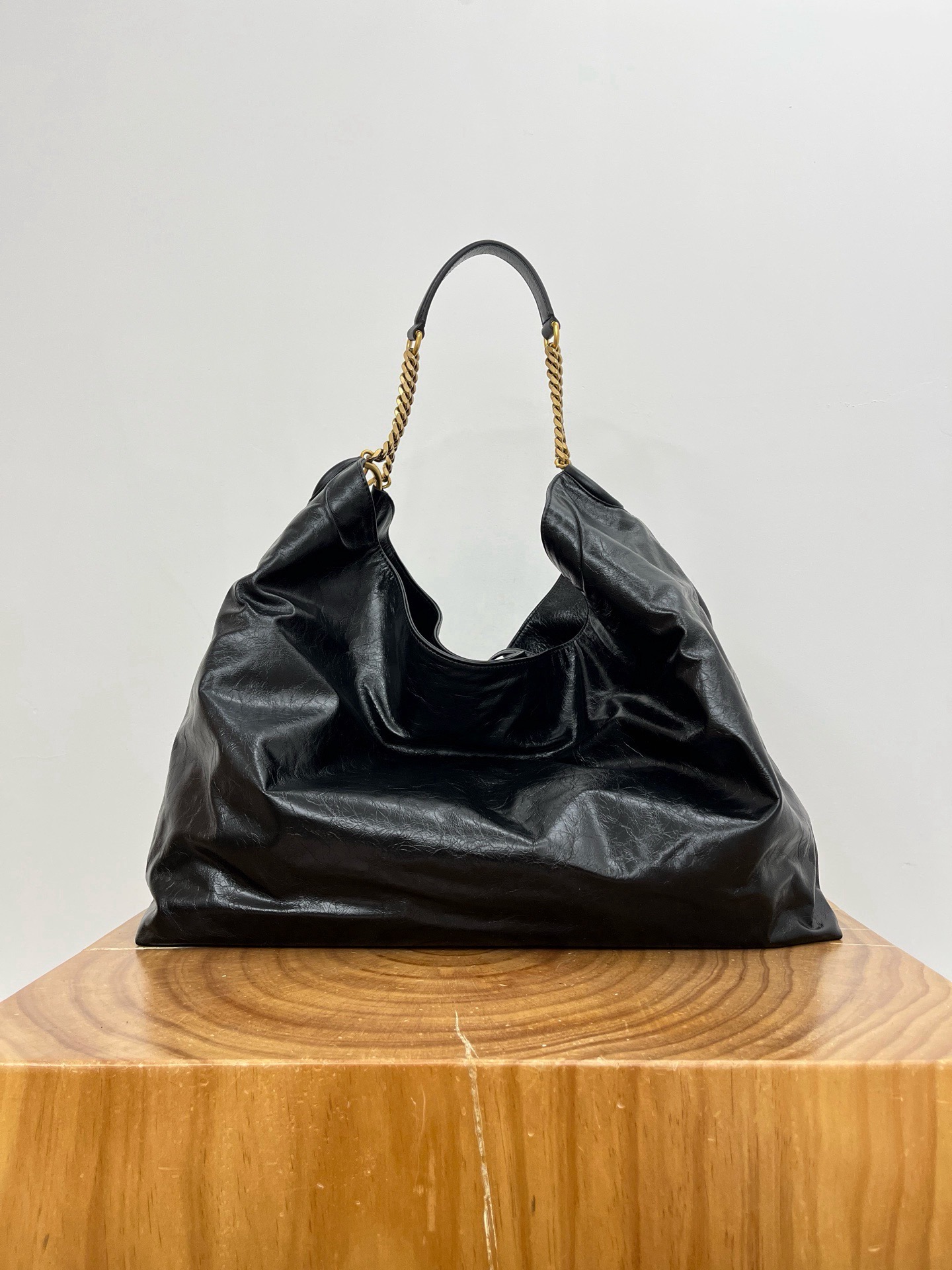 Sa1nt Lau*nt Hortense Hobo Bag in Shiny Leather-41×35x15CM