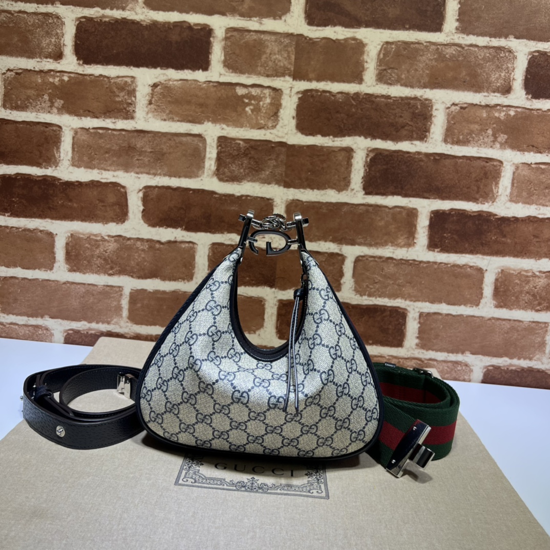G*u*i attache small shoulder bag-23*22*5cm