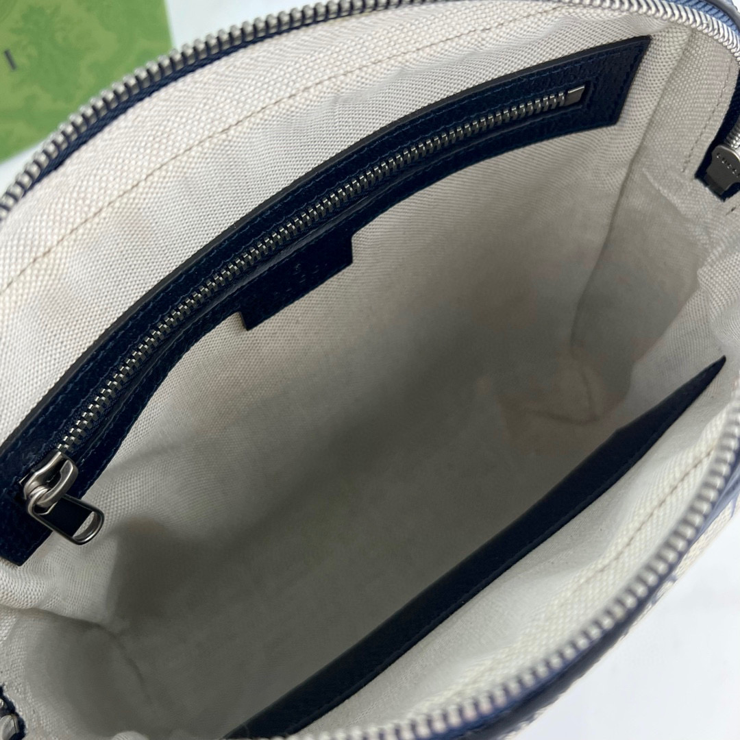 g*u*i gg S*p*e bag-23*24*5.5cm