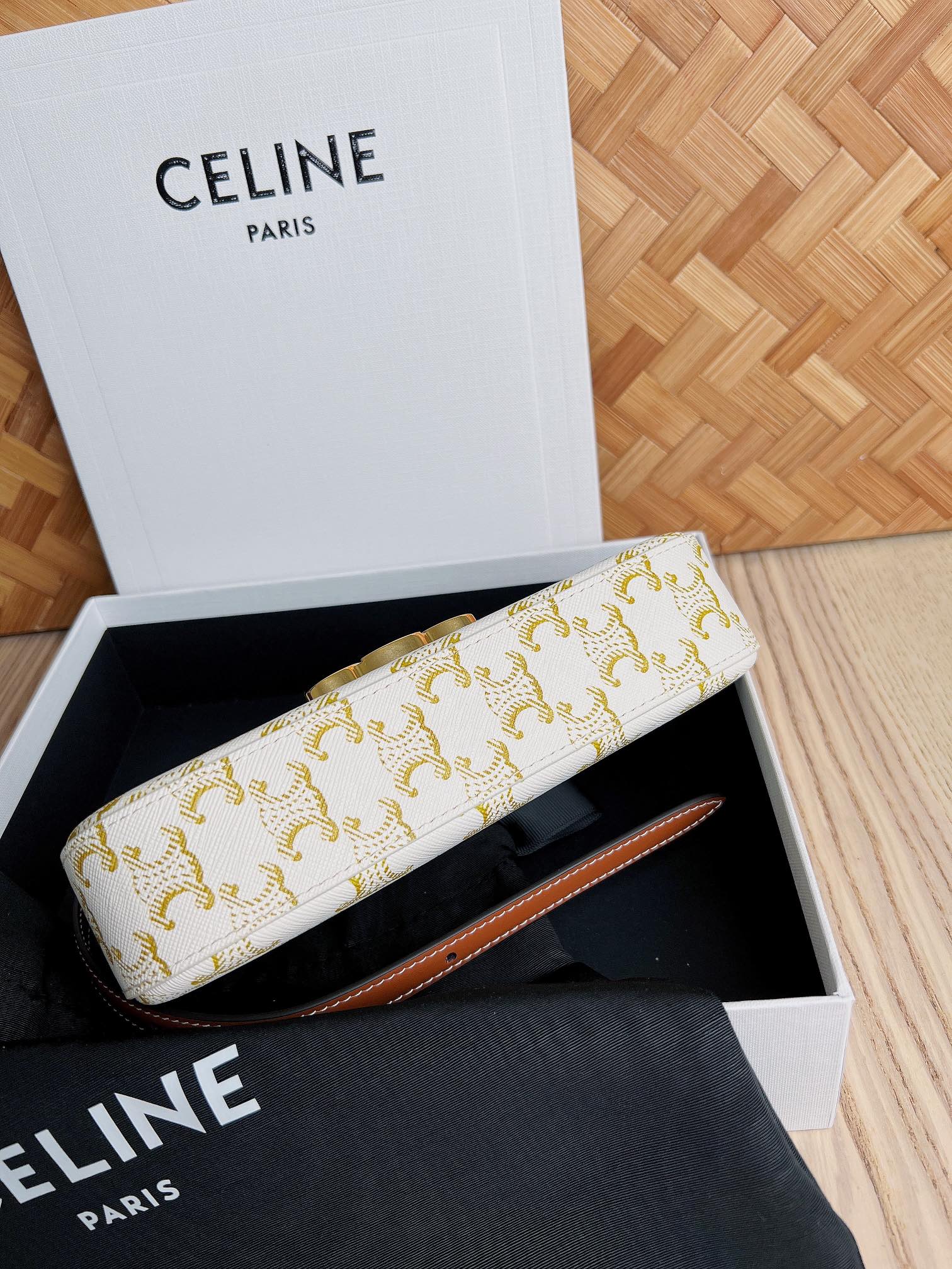 Ce**e cuir vinatge triomphe bag-21*13*5cm